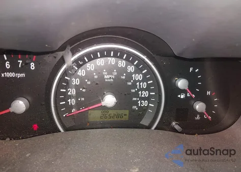 2006 Kia Sedona Ex/Lx from USA, damaged, VIN KNDMB233266018082